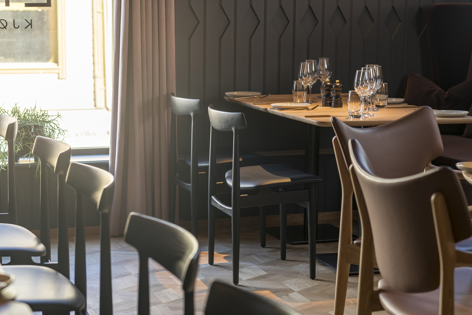 Hertug dining dining chair and Veng arm chair at Grand Hotell Egersund