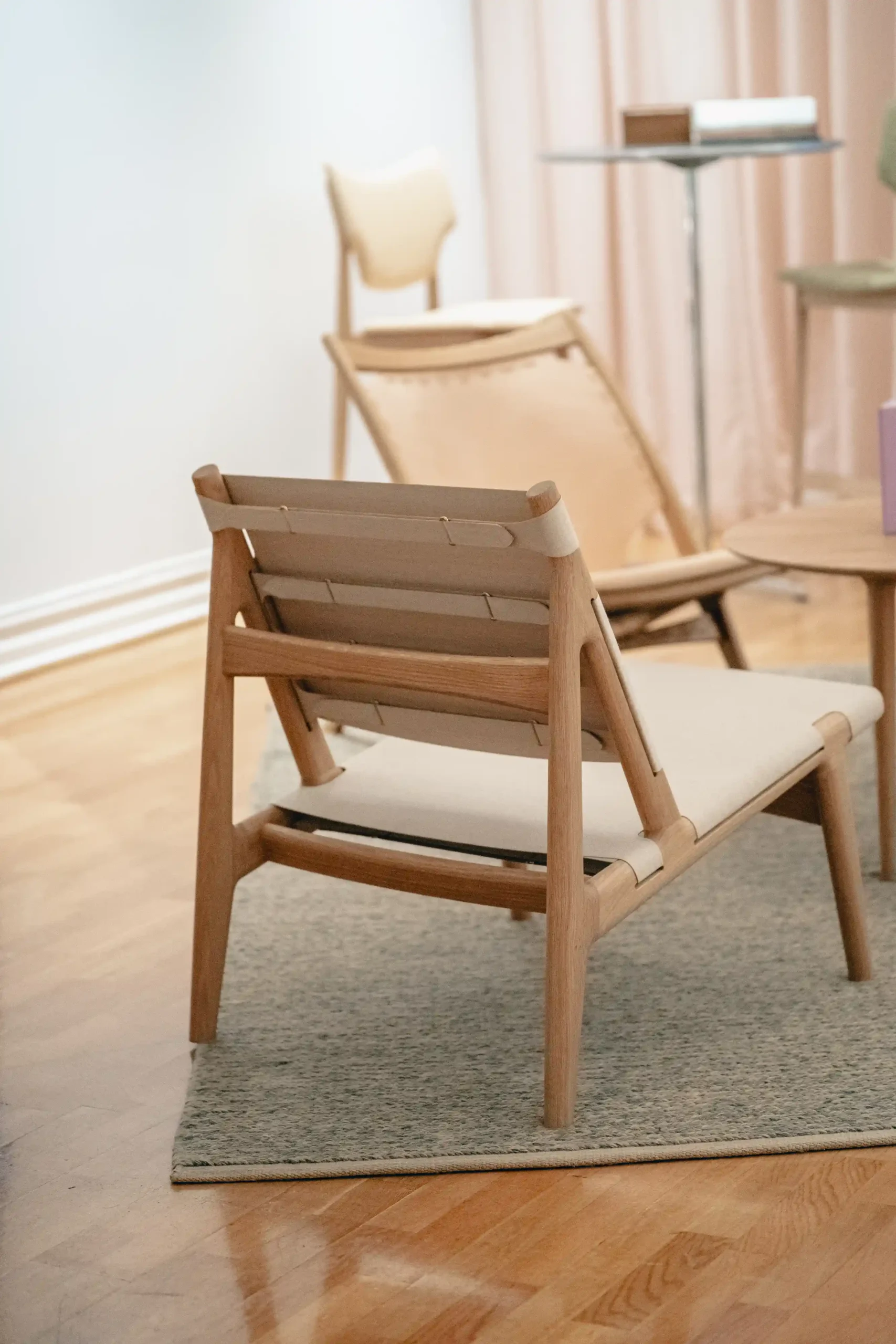 The Iconic Hunter Lounge Chair – now dressed in canvas 